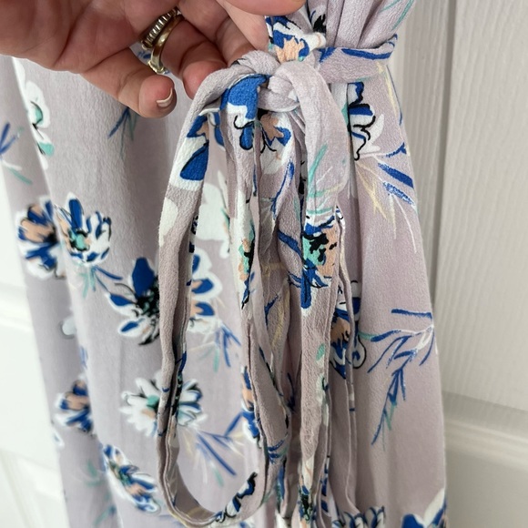 Lulu’s La Vie Lavender Floral Sleeveless V-Neck Wrap Ruffle Dress Women’s Sz XL - Picture 9 of 14